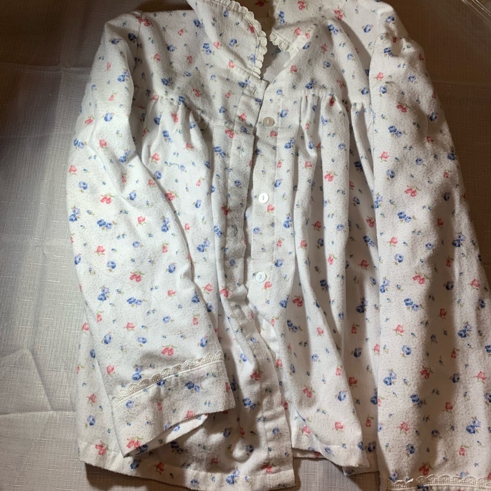 Super cute matching pj set!!